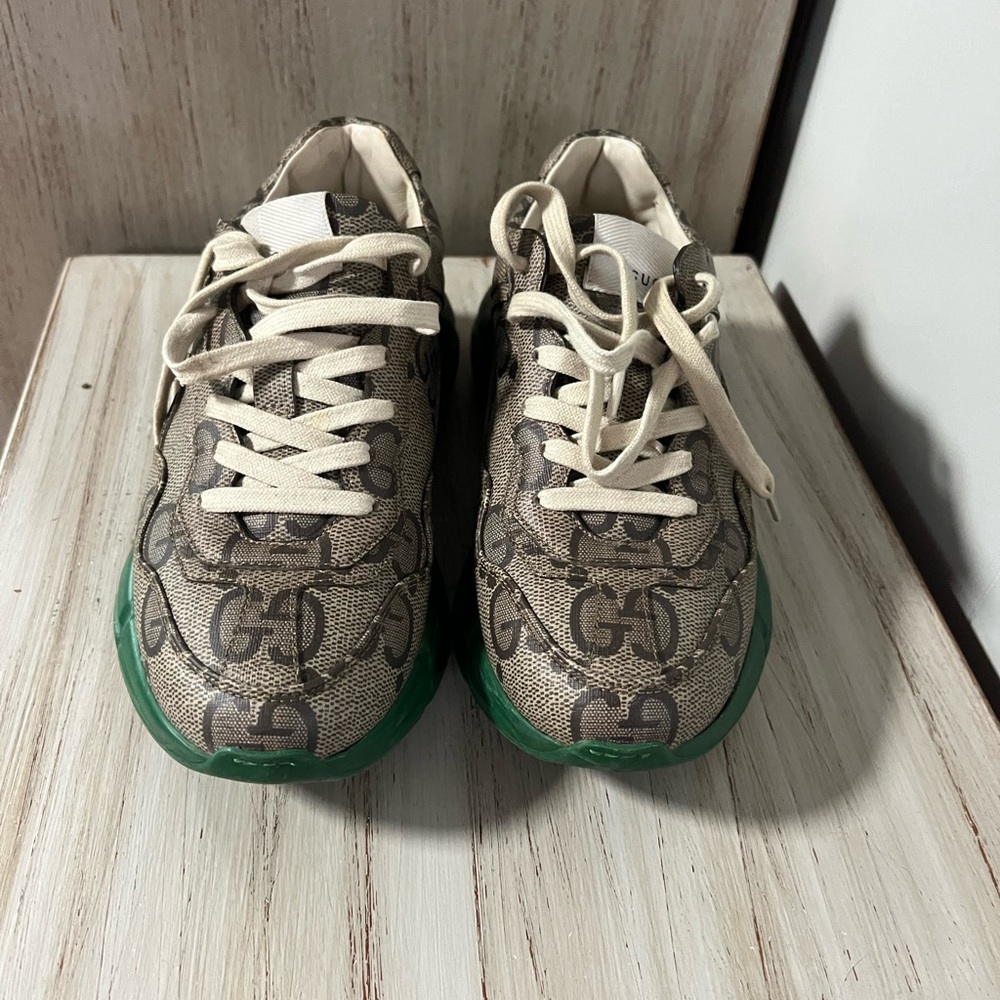 Authentic Gucci Rhyton jumbo GG shoes. 7.5 in women’s. Unisex